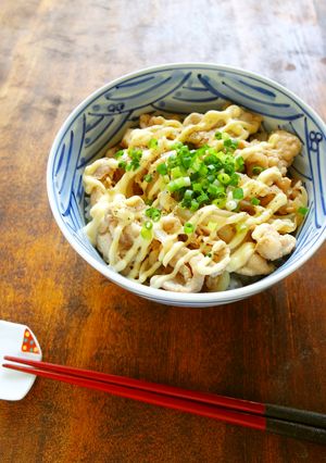 簡単がっつり！オイマヨ豚丼-レシピのメイン写真