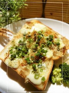 モッツァレラのわさび塩・おかか和トースト-レシピのメイン写真