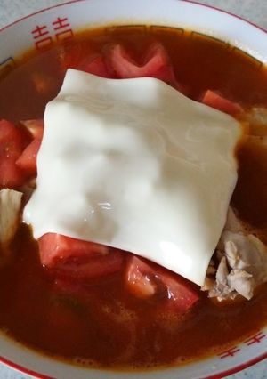 辛~いチーズチキントマトラーメン-レシピのメイン写真
