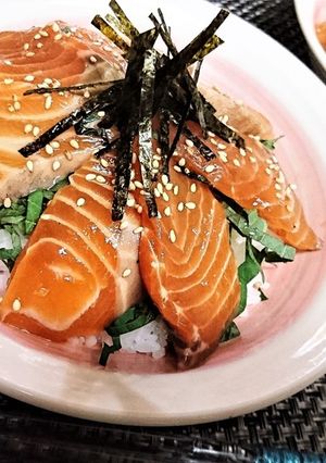 簡単★ご飯がススム【サーモンの漬け丼】-レシピのメイン写真