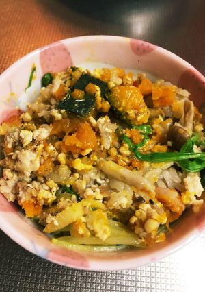 秋にほっこり南瓜と味噌そぼろ炊き込みご飯-レシピのメイン写真