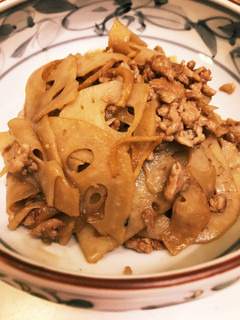 レンコンと鶏ひき肉のきんぴら♪生姜風味-レシピのメイン写真