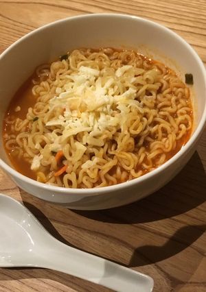 チーズ辛ラーメン-レシピのメイン写真