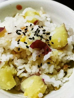 おコゲもできる♪土鍋で挑戦サツマイモご飯-レシピのメイン写真
