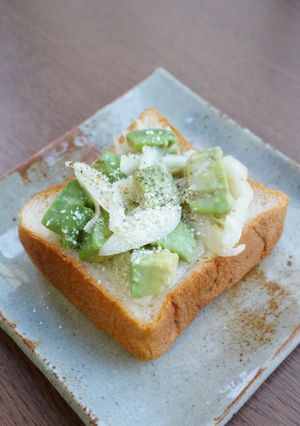 アボカド・酢玉ねぎのサラダ＆リメイク-レシピのメイン写真
