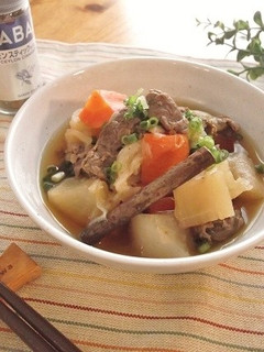 圧力鍋で♪根菜と牛肉のシナモン醤油煮-レシピのメイン写真