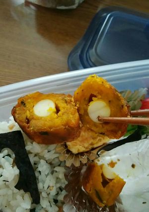 ソーセージのカボチャ包み揚げ（弁当）-レシピのメイン写真