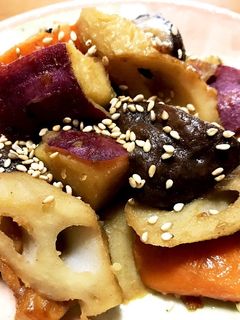 レンコンとさつま芋と椎茸が旨♡秋の炒め煮-レシピのメイン写真