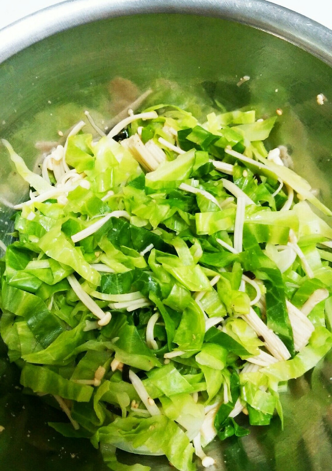 キャベツとえのきの塩昆布和え-レシピのメイン写真