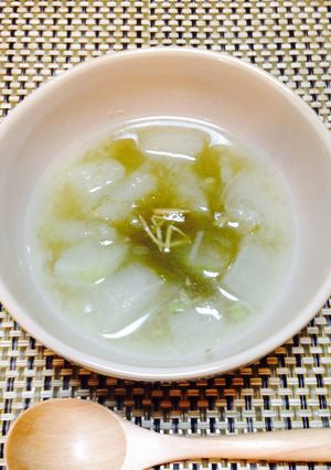 とろろ昆布と冬瓜の中華スープ-レシピのメイン写真