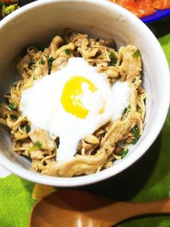丼にも!W麹の豚キノコ炒め-レシピのメイン写真
