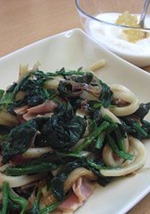 ほうれん草★ベーコンの焼きうどん-レシピのメイン写真