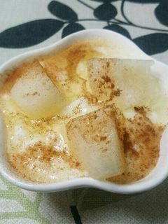 簡単!美味!ヨーグルトに梨蜂蜜シナモン-レシピのメイン写真