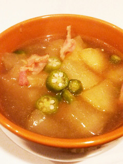 健康的♪冬瓜とオクラの野菜だしスープ-レシピのメイン写真