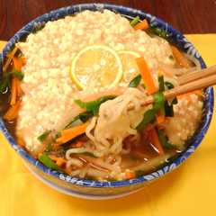 A picture of 辛旨酸っぱ！ヘルシーあんかけ辛ラーメン.