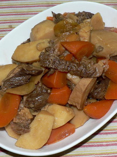 牛すじ肉と里芋の甘辛味噌煮-レシピのメイン写真