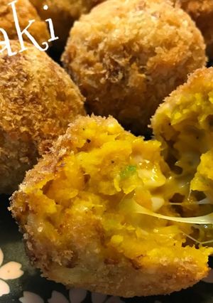 チーズ in かぼちゃコロッケ☆-レシピのメイン写真