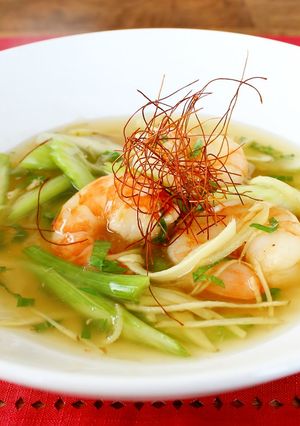 簡単♪セロリとエビのオイスターソース炒め-レシピのメイン写真