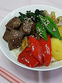野菜たっぷりステーキ丼-レシピのメイン写真