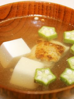 簡単!豆腐と鶏肉・オクラのお吸い物 -レシピのメイン写真