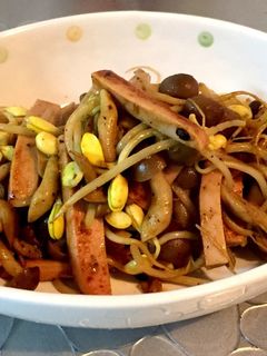 簡単 魚肉ソーセージとしめじともやし炒め-レシピのメイン写真