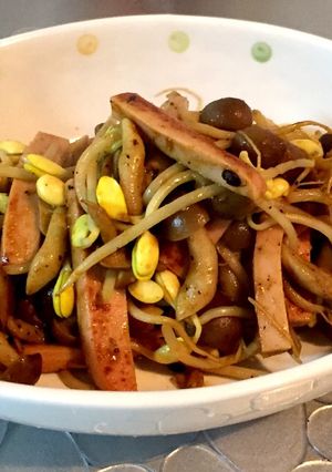 簡単 魚肉ソーセージとしめじともやし炒め-レシピのメイン写真
