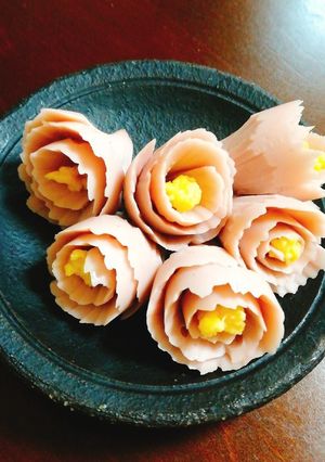 お弁当に！魚肉ソーセージでお花の飾り切り-レシピのメイン写真