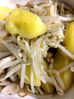 じゃがいもともやしのバター炒め きのこ添-レシピのメイン写真