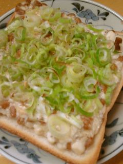納豆豆腐のねぎトースト-レシピのメイン写真