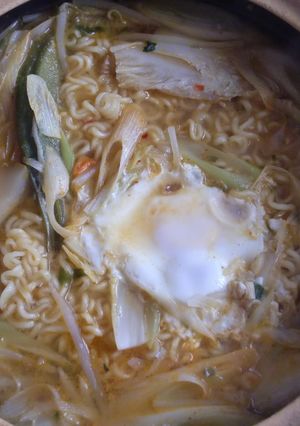 蒸し鍋からの締めに辛ラーメン-レシピのメイン写真