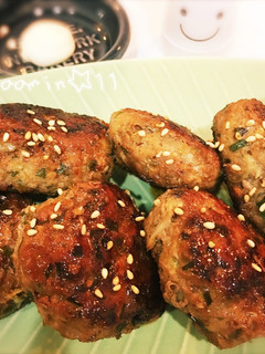 余った餃子の具で《餃子ハンバーグ》♪-レシピのメイン写真