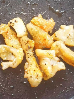鶏皮のハーブソルト黒コショウ焼き-レシピのメイン写真