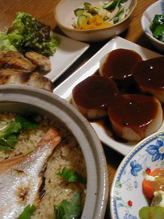 正月用の鯛の残りでもOK!土鍋で鯛めし-レシピのメイン写真