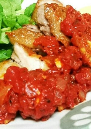 こんがりチキンのソテー♥トマトソースで☆-レシピのメイン写真