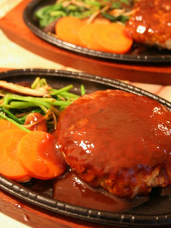 ふわっとやわらか~♡蓮根豆腐ハンバーグ-レシピのメイン写真