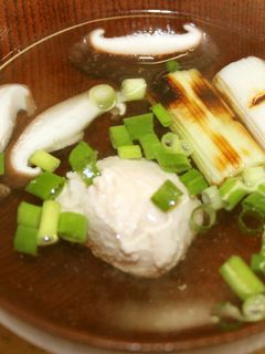 簡単!鶏つくね、焼きネギ、椎茸のお吸い物-レシピのメイン写真