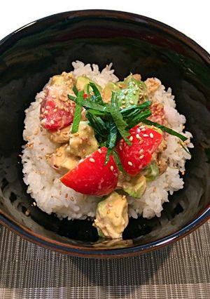 アボカドツナ丼-レシピのメイン写真