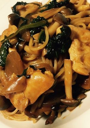 鶏肉とキノコのデミソースパスタ-レシピのメイン写真