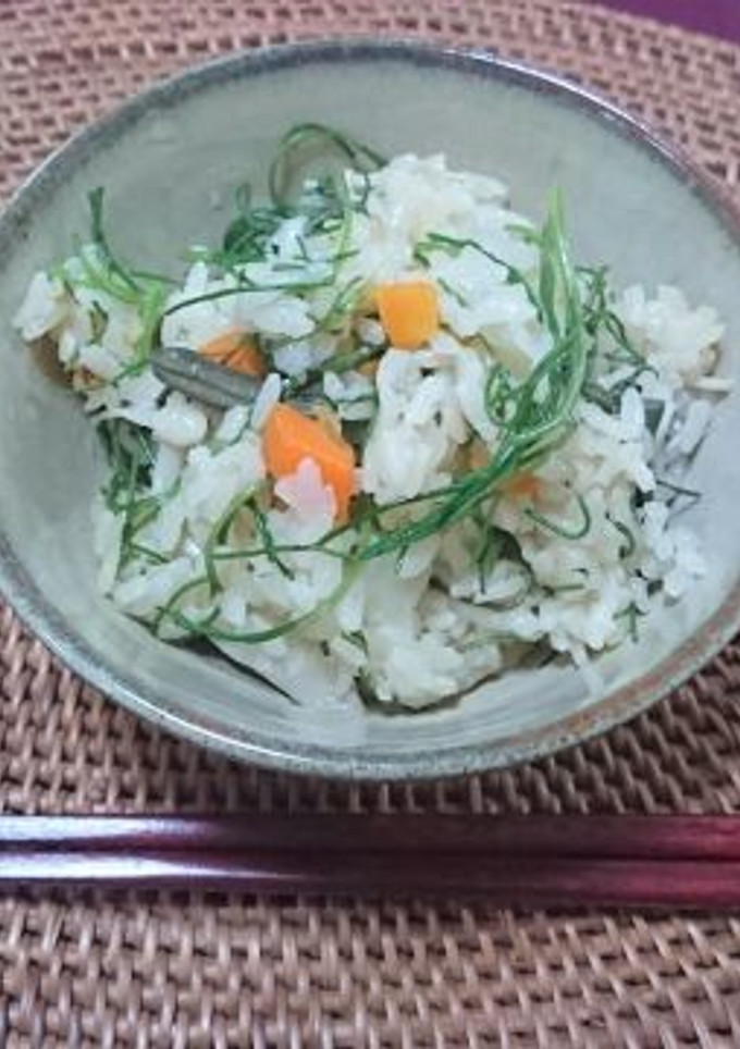 若芽ひじきと山菜のあたただしおこわ風-レシピのメイン写真