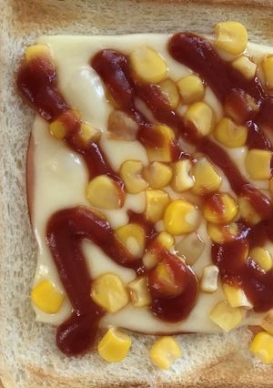 簡単！ハムとコーンのピザトースト-レシピのメイン写真