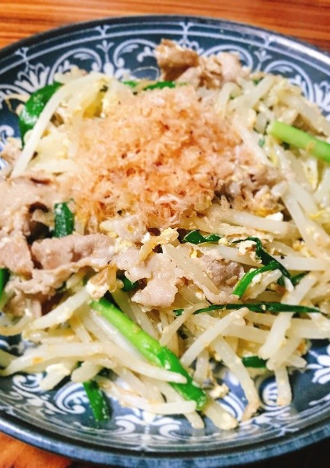 もやしとニラ　豚肉炒め-レシピのメイン写真