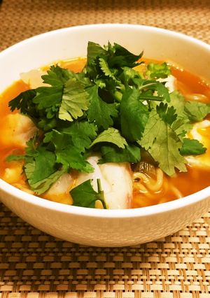 パクチー香る♪エスニックな魚介ラーメン-レシピのメイン写真