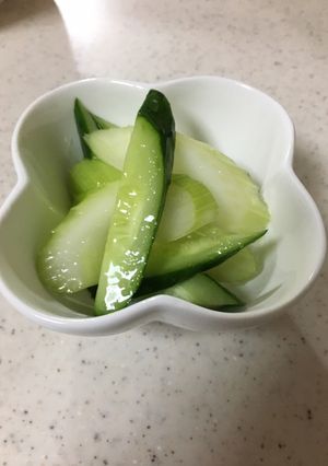 セロリとキューリの白キムチ漬け-レシピのメイン写真