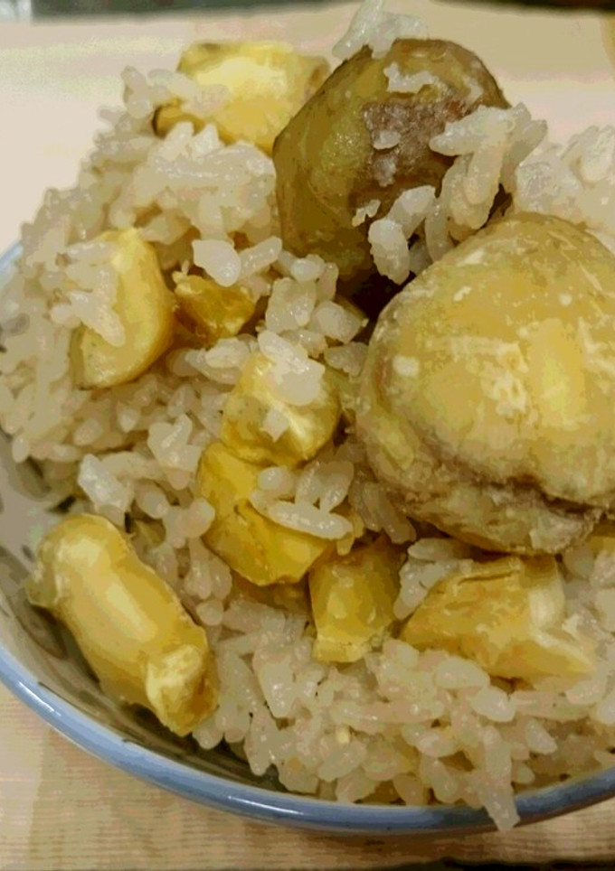 秋を美味しく楽しむ！炊き込みくりご飯-レシピのメイン写真