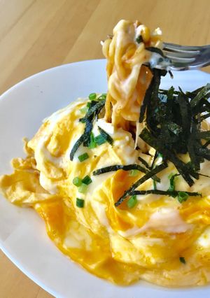 チーズがとろ〜り♡オム・辛ラーメン-レシピのメイン写真