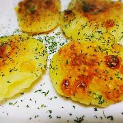 รูปของ じゃがコーンチーズ焼き