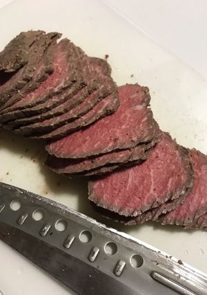 炊飯器に入れて完成！？簡単ローストビーフ-レシピのメイン写真