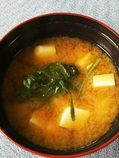 簡単すぎる⭐️シソとお豆腐のみそ汁-レシピのメイン写真