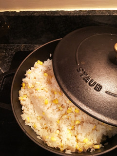 STAUBで洋風とうもろこしごはん-レシピのメイン写真