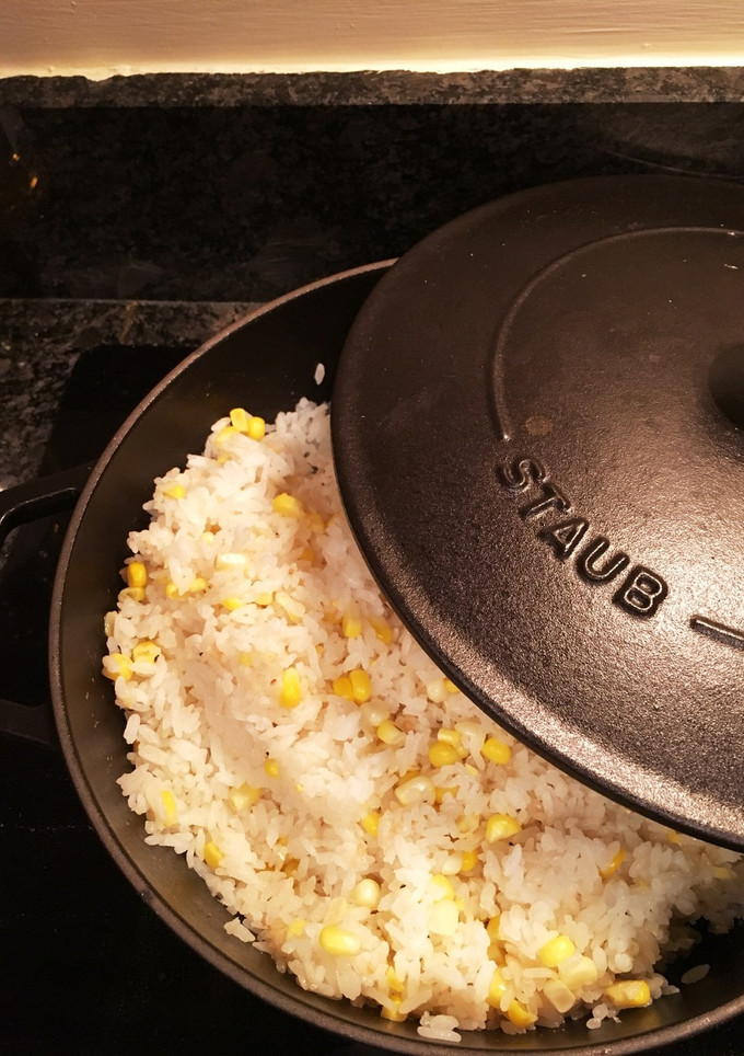 STAUBで洋風とうもろこしごはん-レシピのメイン写真